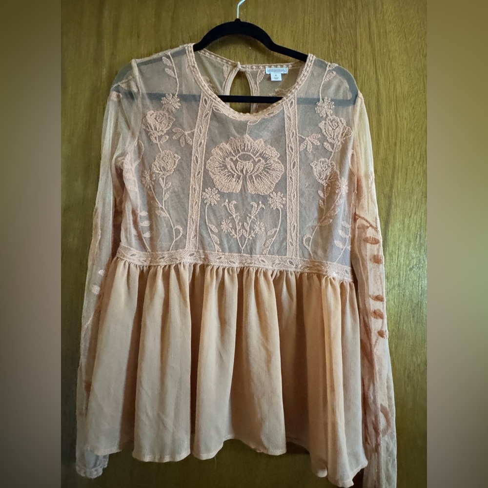Xhilaration Peach Floral Lace Blouse Medium